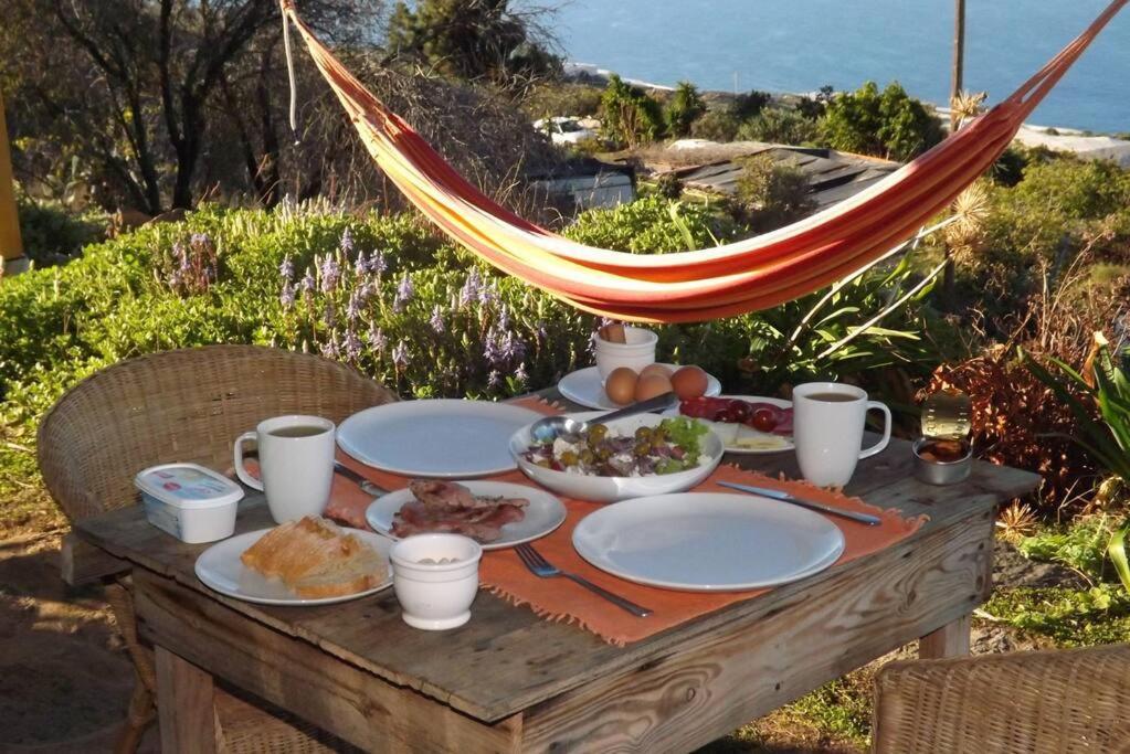 Casita En El Campo Con Vista Al Oceano Tijarafe