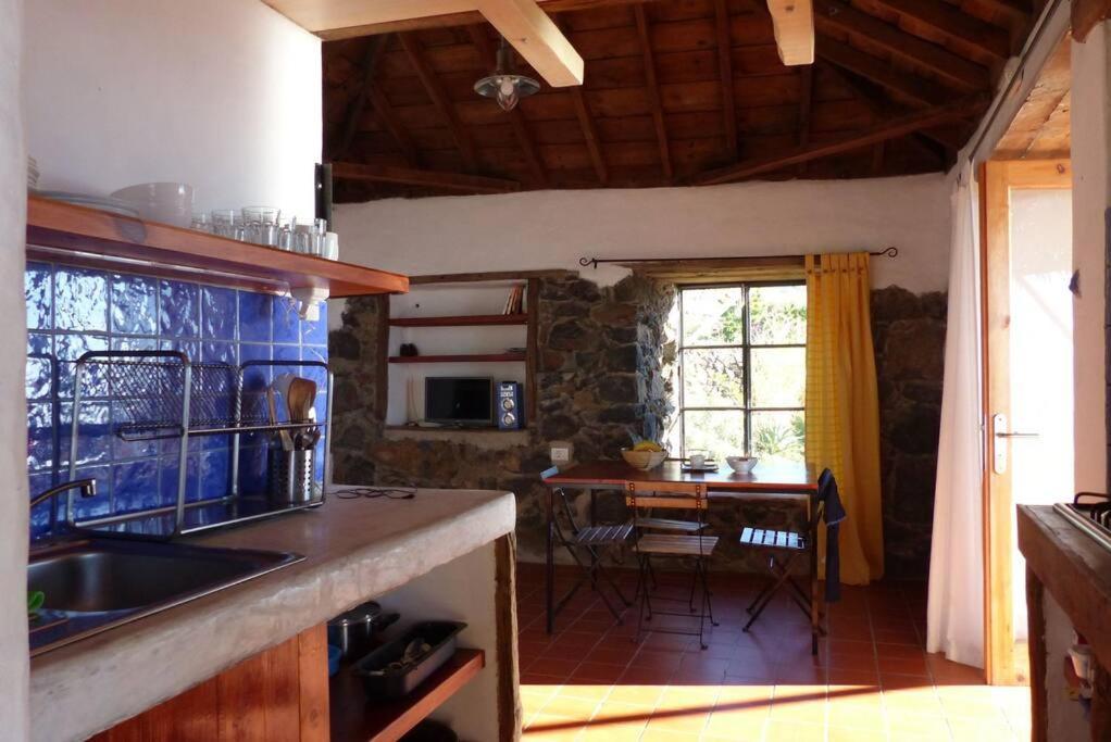 Chalet Casita En El Campo Con Vista Al Oceano Tijarafe